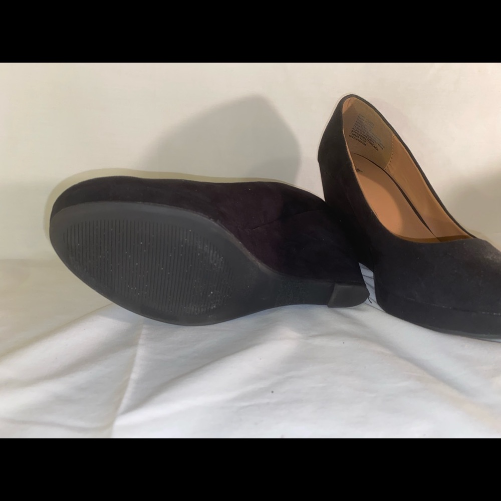Apt 9 Black Suede Wedges - Picture 3 of 4